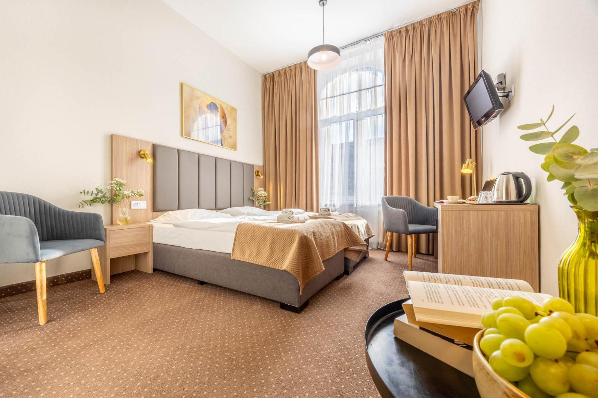 Hotel Lothus