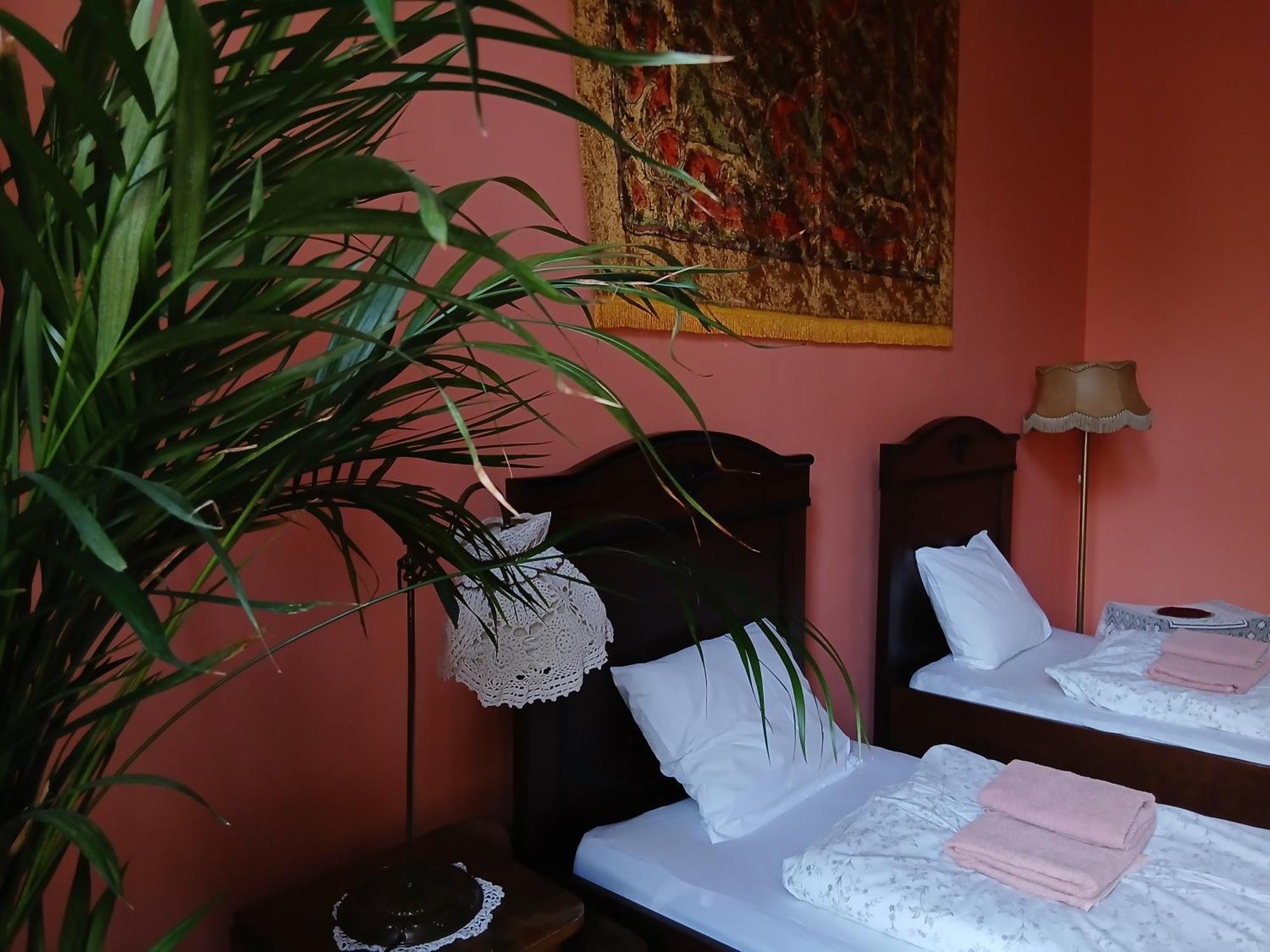 Hostel, Pokoje Goscinne Mleczarnia - Ozonowane - Wroclaw
